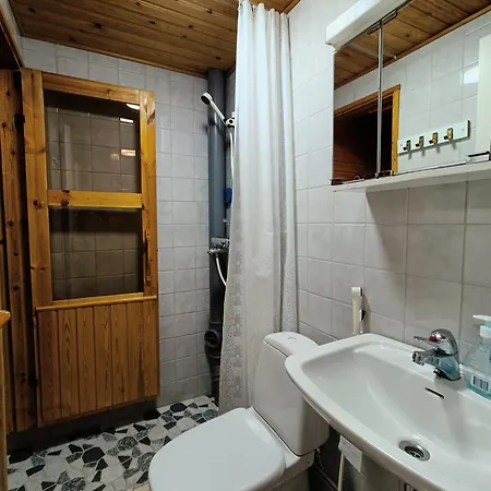 Holiday home Metsaepirtti 4
