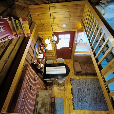 Metsaepirtti 4 Holiday home Syote